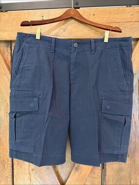 NWT Lands End Men’s Sz 38 Radiant Navy Cargo Shorts